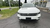 Used 2019 Volkswagen Tiguan SE w/ Panoramic Sunroof Package image 3