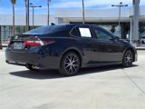 Used 2022 Toyota Camry SE image 5