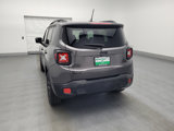 Used 2016 Jeep Renegade Latitude image 6