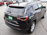 Used 2022 Jeep Compass Latitude w/ Mopar Graphics Package image 5
