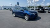 Used 2022 Chevrolet Equinox LS image 2