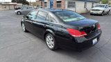 Used 2010 Toyota Avalon XLS image 5