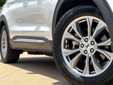 Used 2022 Ford Explorer XLT w/ Equipment Group 202A image 2