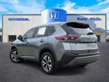 Used 2023 Nissan Rogue SV image 3