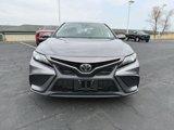 Used 2021 Toyota Camry SE image 2
