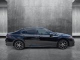 Used 2021 Toyota Camry SE image 4