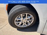 Used 2023 Chrysler Pacifica Touring-L image 2