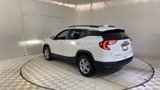 Used 2022 GMC Terrain SLE w/ Driver Convenience Package image 6