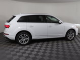 Certified 2025 Audi Q7 2.0T Premium w/ Convenience Package image 2
