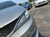 Used 2017 Chrysler Pacifica Touring image 3