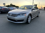 Used 2014 Volkswagen Passat 1.8T S image 3