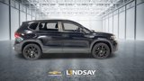 Used 2022 Volkswagen Taos SE image 2