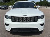 Used 2018 Jeep Grand Cherokee Altitude image 2