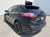 Used 2023 Ford Edge SE w/ Black Appearance Package image 5
