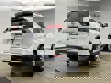 Used 2018 Nissan Rogue SV image 5
