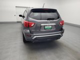 Used 2017 Nissan Pathfinder S image 6