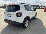 Used 2019 Jeep Renegade Latitude image 4