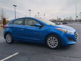 Used 2017 Hyundai Elantra GT image 2