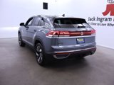 New 2025 Volkswagen Atlas Cross Sport SE image 3