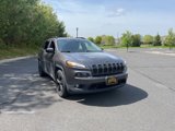 Used 2018 Jeep Cherokee Latitude w/ Altitude Package image 3