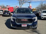 Used 2022 GMC Terrain SLE w/ Driver Convenience Package image 2