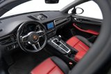 Certified 2021 Porsche Macan image 5