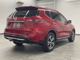 Used 2017 Nissan Rogue SL image 2
