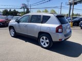 Used 2017 Jeep Compass Latitude image 3