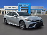 Used 2024 Toyota Camry SE image 3