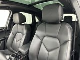 Certified 2022 Porsche Macan S image 5