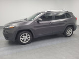 Used 2018 Jeep Cherokee Latitude Plus image 2
