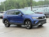 Certified 2024 Volkswagen Taos SE image 3