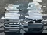 Used 2020 Volkswagen Tiguan SEL image 2