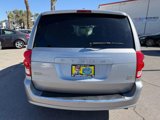 Used 2017 Dodge Grand Caravan SXT image 3