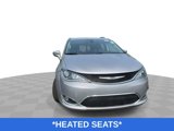 Used 2019 Chrysler Pacifica Touring-L image 4