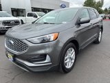 Used 2023 Ford Edge SEL image 3