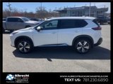 Used 2023 Nissan Rogue SL w/ SL Premium Package image 4