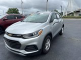 Used 2019 Chevrolet Trax LT w/ LT Convenience Package image 2
