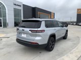 Used 2024 Jeep Grand Cherokee L Altitude image 5