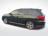 Used 2018 Nissan Pathfinder SL image 3