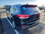 Used 2018 Kia Sorento LX image 2