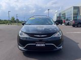 Used 2017 Chrysler Pacifica Touring-L image 3