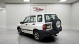 Used 2000 Chevrolet Tracker 4WD w/ Preferred Equipment Group 2 image 5