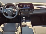 Certified 2022 Lexus ES 350 w/ Premium Package image 5