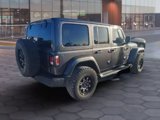 Used 2018 Jeep Wrangler Unlimited Sahara image 2