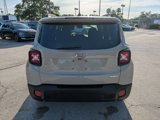 Used 2016 Jeep Renegade Latitude image 5