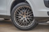 Used 2017 Porsche Cayenne image 3