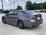 Used 2023 Toyota Camry SE image 3