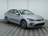 New 2025 Volkswagen Jetta SE image 4