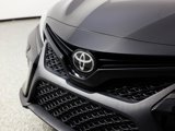Used 2018 Toyota Camry SE image 4